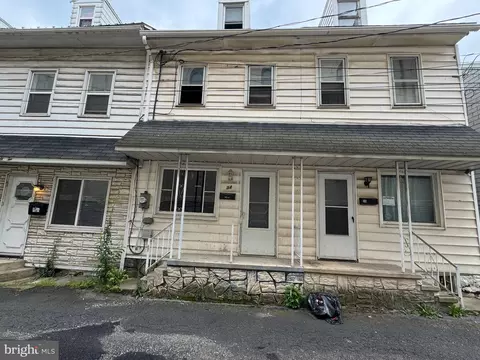 34 W Penn St, Shenandoah, PA 17976