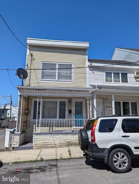226 N West St, Shenandoah, PA 17976