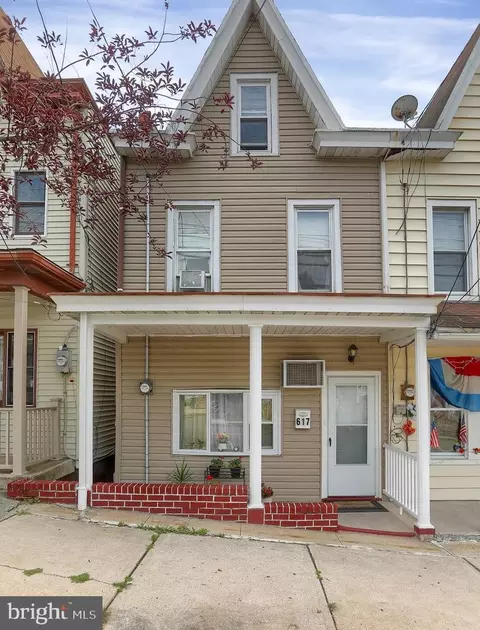 617 E Norwegian St, Pottsville, PA 17901