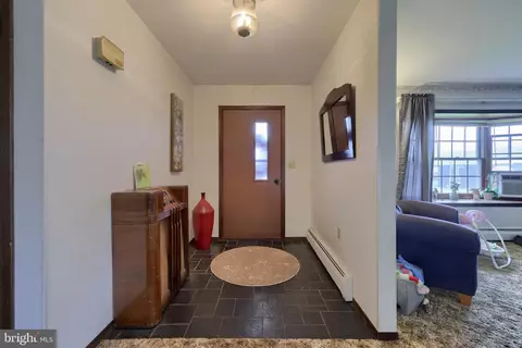 Entry Way - 15 Snyder Rd, Pitman, PA 17964 photo 5 of 10