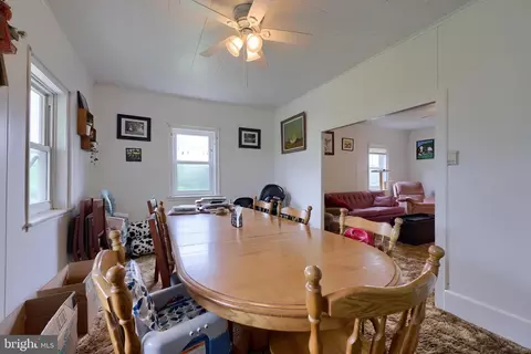 Dining - 15 Snyder Rd, Pitman, PA 17964 photo 5 of 7