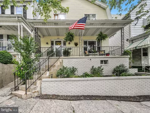638 Edwards Ave, Pottsville, PA 17901