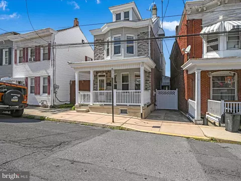 1128 W Norwegian St, Pottsville, PA 17901