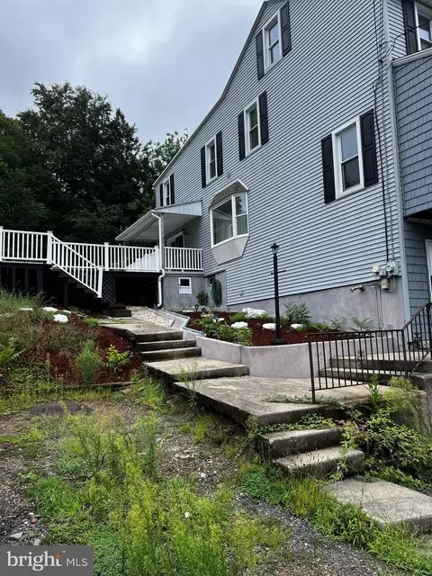 3 Dodd St, Cumbola, PA 17930