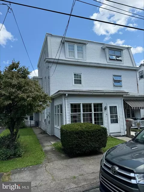 113 S Nice St, Frackville, PA 17931