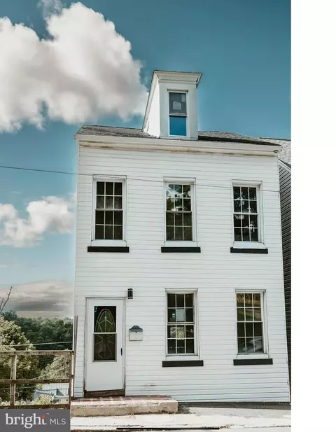 706 Schuylkill Ave, Pottsville, PA 17901