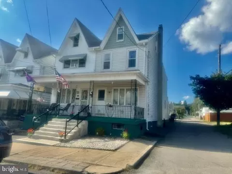 517 W Chestnut St, Frackville, PA 17931