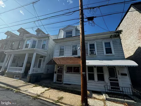 1324 W Norwegian St, Pottsville, PA 17901