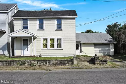 171 E Main St, Ringtown, PA 17967