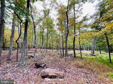 516 Haystack Dr, Zion Grove, PA 17985