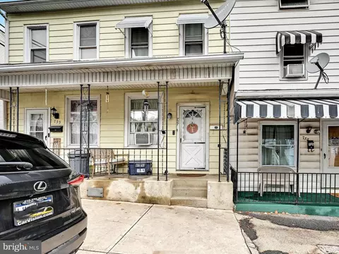 737 Walnut St, Ashland, PA 17921