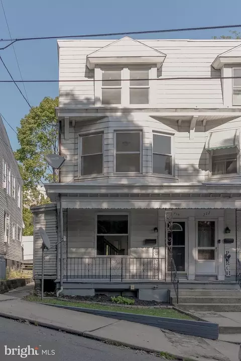 210 S Jackson St, Pottsville, PA 17901
