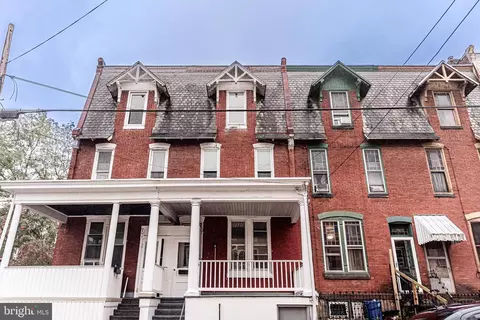 903 W Norwegian St, Pottsville, PA 17901