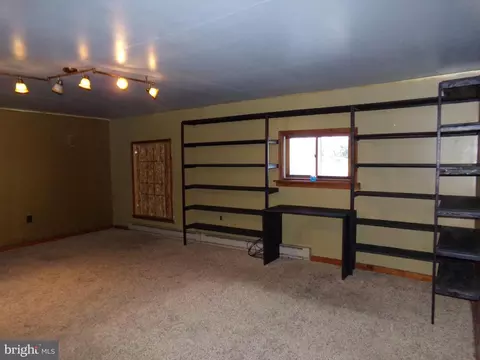 Living - 171 Fairview Rd, Pitman, PA 17964 photo 5 of 5