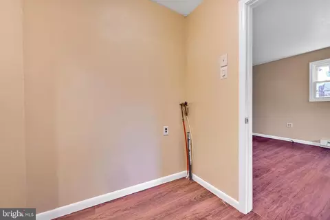 Entry Way - 231 Chee St, Barnesville, PA 18214 photo 4 of 6