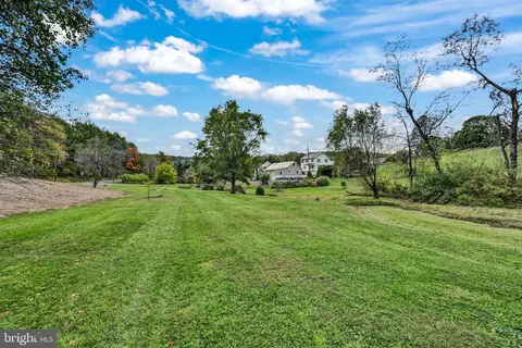 Exterior - 231 Chee St, Barnesville, PA 18214 photo 6 of 8