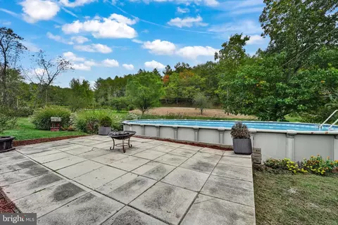 Exterior - 231 Chee St, Barnesville, PA 18214 photo 7 of 8