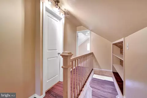 Entry Way - 231 Chee St, Barnesville, PA 18214 photo 5 of 6
