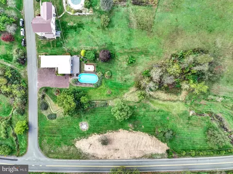 View/Area - 231 Chee St, Barnesville, PA 18214 photo 1 of 2