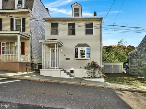 547 E Market St, Pottsville, PA 17901