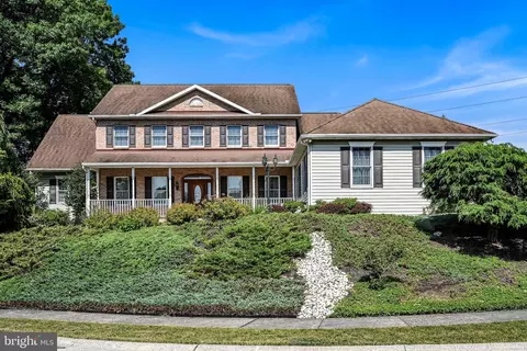 118 Hickory Dr, Pottsville, PA 17901