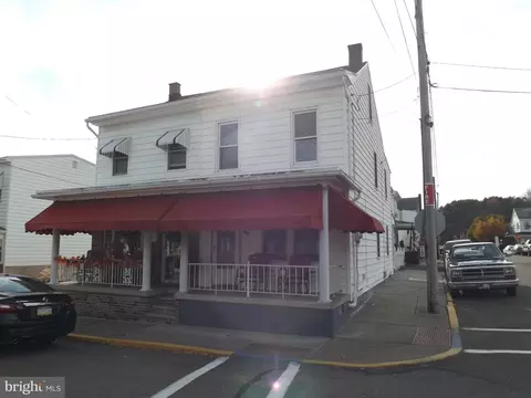 150 N Nicholas St, Saint Clair, PA 17970