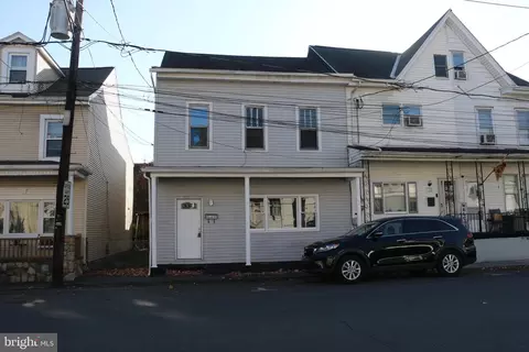 225 North St, Minersville, PA 17954