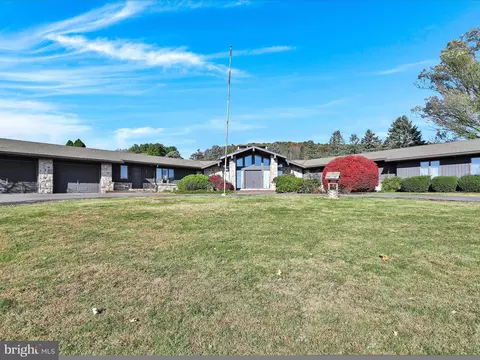 1287 Reddale Rd, Orwigsburg, PA 17961