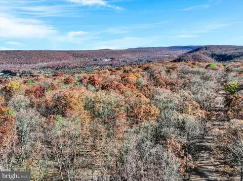 533 Hay Stack Dr, Zion Grove, PA 17985