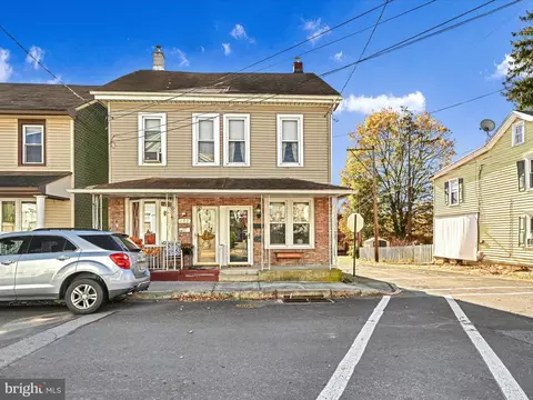 200 E Independence St, Orwigsburg, PA 17961