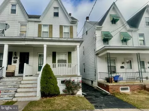 225 S 2nd St, Frackville, PA 17931