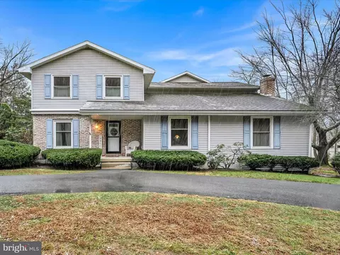 208 Drehersville Rd, Orwigsburg, PA 17961