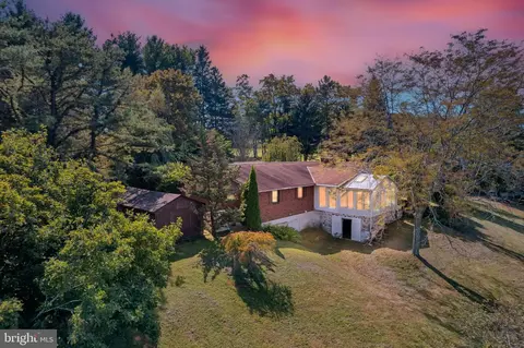 90 Chee St, Barnesville, PA 18214