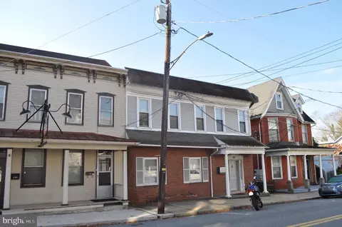 211 W Market St, Orwigsburg, PA 17961