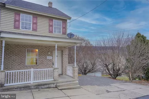 139 E Ruddle St, Coaldale, PA 18218