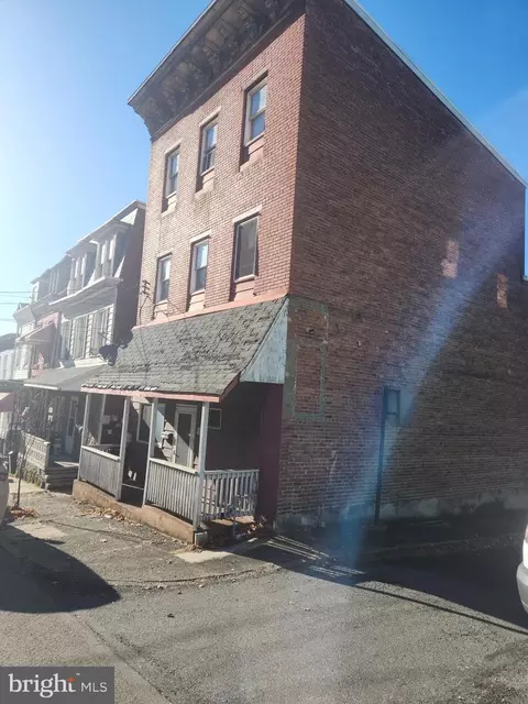 536 E Norwegian St, Pottsville, PA 17901