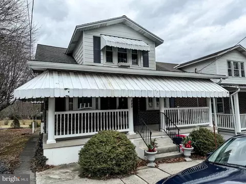 120 Pine St, Auburn, PA 17922