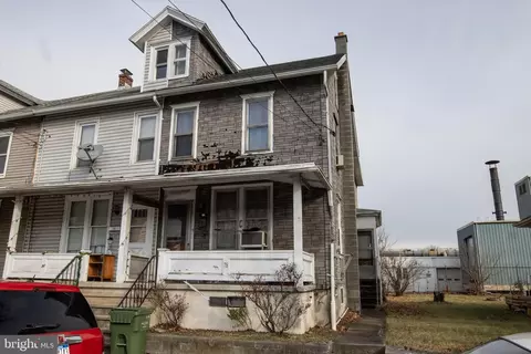 78 N Tulpehocken St, Pine Grove, PA 17963