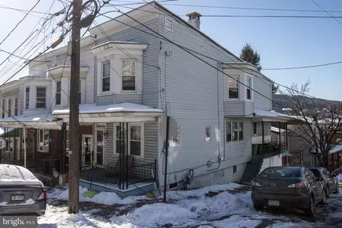 219 N George St, Pottsville, PA 17901