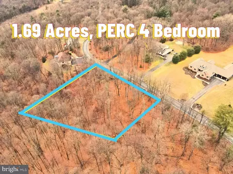 1 Arrow Rd, New Ringgold, PA 17960