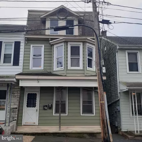 44 S Saint Peter St, Schuylkill Haven, PA 17972