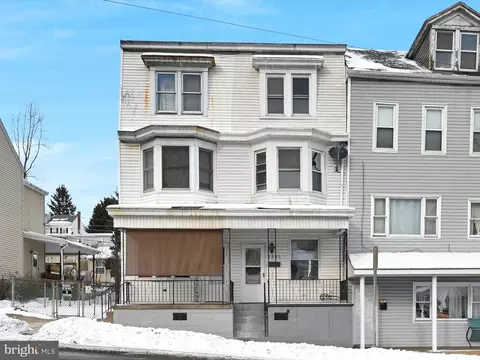 1805 Centre St, Ashland, PA 17921