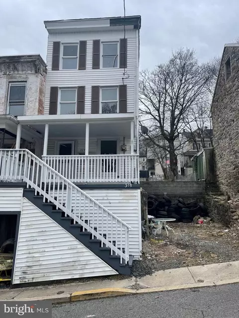 315 Schuylkill Ave, Pottsville, PA 17901