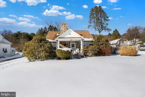 1357 Valley Rd, Tamaqua, PA 18252