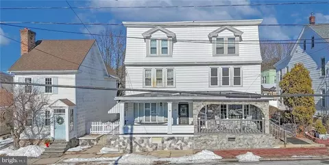 321 Willing St, Tamaqua, PA 18252