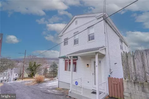 21 Clay St #REAR, Tamaqua, PA 18252
