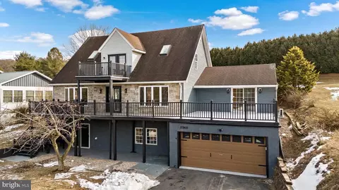 2546 Wynonah Dr, Auburn, PA 17922