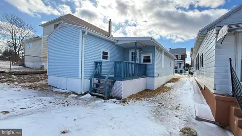 6 Middle St, Mcadoo, PA 18237 photo 6