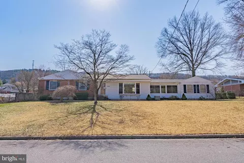 206 Washington St, Schuylkill Haven, PA 17972