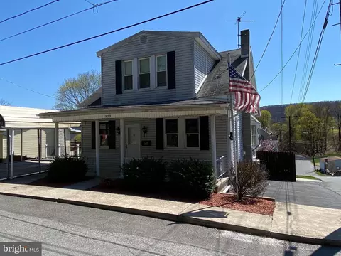 939 S Seneca St, Pottsville, PA 17901